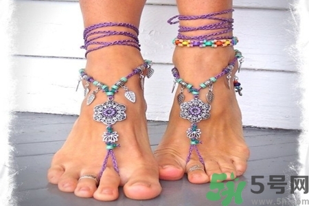 腳趾甲長(zhǎng)到肉里怎么辦？腳趾甲長(zhǎng)到肉里是什么原因？