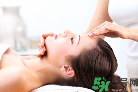 面部刮痧多久一次最好？面部刮痧能天天做嗎？