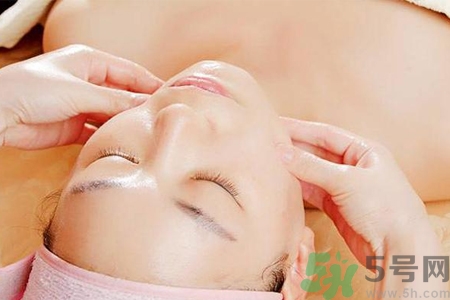 面部刮痧可以祛痘印嗎？面部刮痧真的能祛痘印嗎？