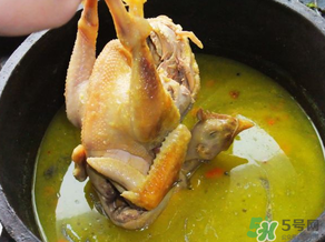 老母雞怎么燉最有營養(yǎng)？?老母雞怎么燉爛的快？