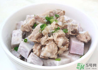 煮排骨用涼水還是熱水？燉排骨用熱水好還是涼水好？