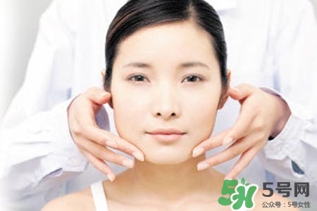 青少年面癱是怎么回事？青少年面癱是怎么辦？