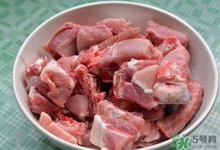 煮排骨放什么容易爛？排骨怎么燉容易爛？