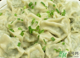 速凍餃子可以蒸著吃嗎？速凍餃子蒸多久才熟？