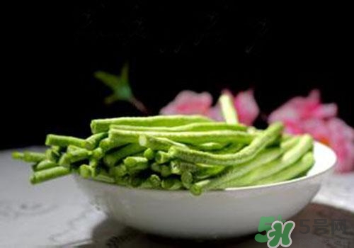 豇豆沒(méi)炒熟有毒嗎？吃沒(méi)炒熟的豇豆中毒怎么辦？