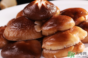 鮮香菇發(fā)黑了還能吃嗎？鮮香菇放黑了還能吃嗎？