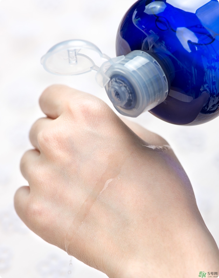 伊詩露化妝水好用嗎？Esthe Dew化妝水怎么樣？