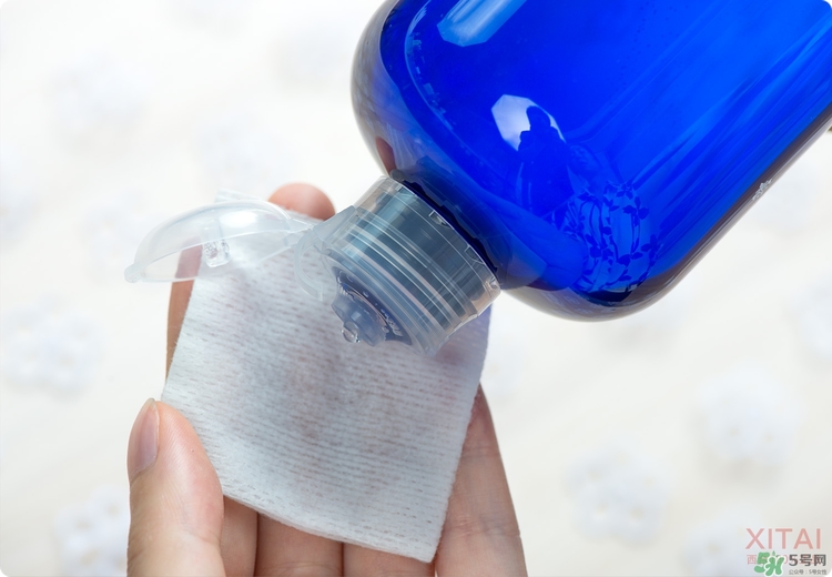 伊詩露化妝水好用嗎？Esthe Dew化妝水怎么樣？