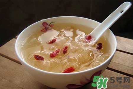 銀耳紅棗湯能天天吃嗎？銀耳紅棗湯每天吃有什么好處？
