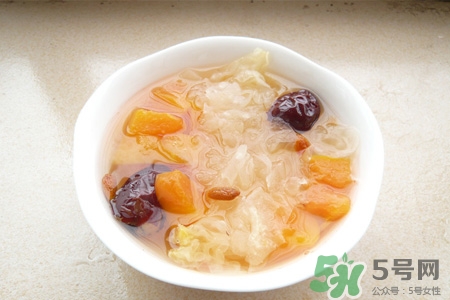 小孩能吃銀耳紅棗湯嗎？寶寶可以喝銀耳紅棗湯嗎？