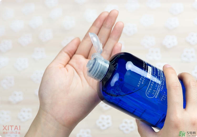 伊詩露化妝水好用嗎？Esthe Dew化妝水怎么樣？