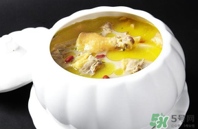 雞肉和柿子能一起吃嗎？吃完雞肉可以吃柿子嗎？