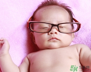 冬季出生的寶寶要準(zhǔn)備些什么？冬季出生的寶寶需要什么？