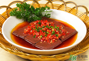 吃豬血為什么拉黑便？吃豬血拉黑便是排毒嗎？