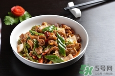 如何去除肥腸的臭味?肥腸怎么做好吃 如何去除肥腸的臭味?肥腸怎么做好吃