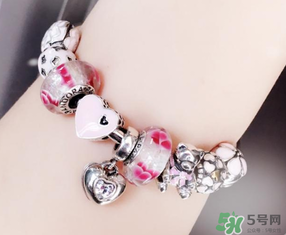 潘多拉和蒂芙尼哪個(gè)好？潘多拉好還是蒂芙尼好？