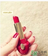 復古紅口紅適合學生嗎？復古紅口紅顯老嗎？