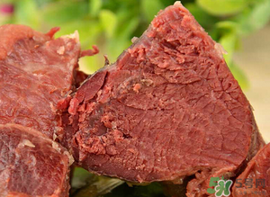 熟牛肉放冰箱里能保鮮多久？熟牛肉冷凍可以放多久？