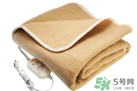 年輕人睡電熱毯好嗎？年輕人睡電熱毯有什么壞處？