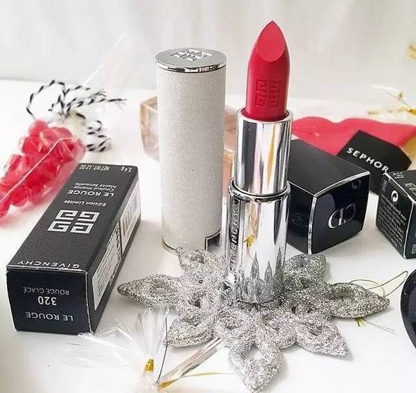 紀(jì)梵?？套挚诩t多少錢？紀(jì)梵?？诩t怎么刻字？