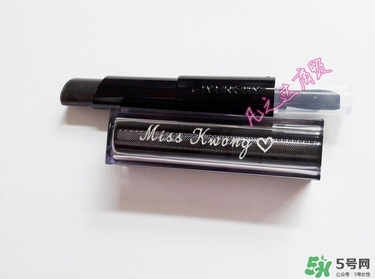 紀(jì)梵?？诩t哪里可以刻字？紀(jì)梵希口紅刻字時間刻字字體