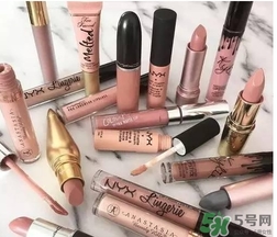 吃土色口紅適合學(xué)生嗎？吃土色口紅顯老嗎？