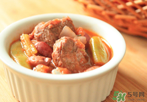 煮牛肉什么時候放鹽？燉牛肉什么時候放鹽好？