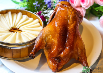 北京烤鴨可以帶上飛機嗎？坐飛機可以帶北京烤鴨嗎？