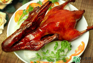 吃烤鴨會長胖嗎？晚上吃烤鴨會胖嗎？