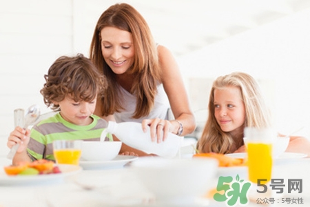 孩子只吃肉不吃菜怎么辦？孩子這樣吃肉才健康