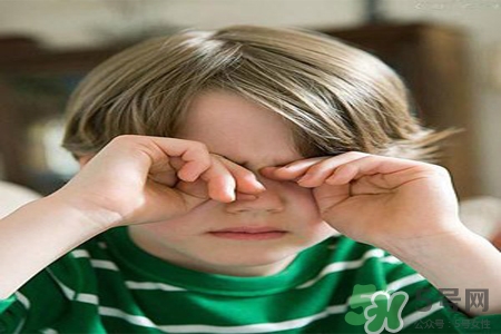 孩子為什么老眨眼睛？孩子總眨眼睛怎么回事？