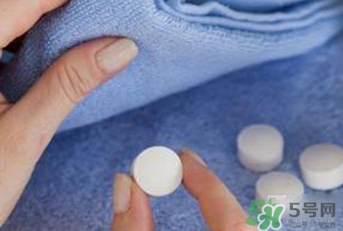 樟腦丸過敏癥狀 樟腦丸過敏了怎么辦？