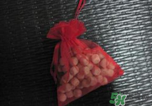 樟腦丸可以用多久？樟腦丸過(guò)期了可以用嗎？