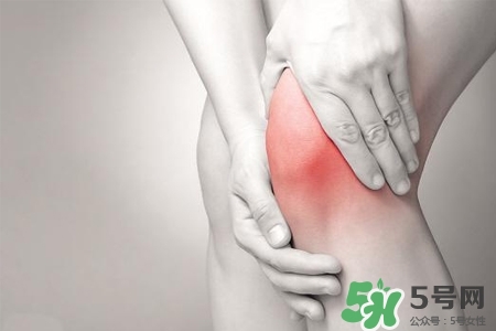 天冷膝蓋疼能在膝蓋處拔罐嗎？緩解膝蓋疼的6個小妙招