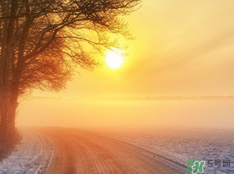 ?冬天空調(diào)開多少度合適？冬天空調(diào)制熱多少度合適？