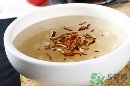 銀耳湯熬多久才好？怎樣熬銀耳湯最好喝？