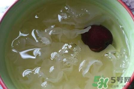 喝銀耳湯能補(bǔ)充膠原蛋白嗎？補(bǔ)充膠原蛋白的食物有哪些？