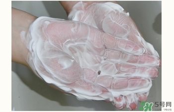 too cool for school雞蛋洗面奶怎么用？