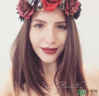 梅子色口紅適合黃皮嗎？梅子色口紅適合什么膚色什么人？