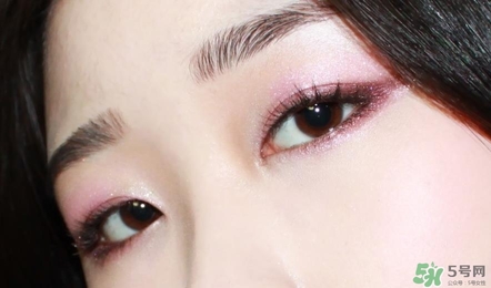 lunasol日月晶采貓眼石畫(huà)法 日月晶采貓眼石眼影試色