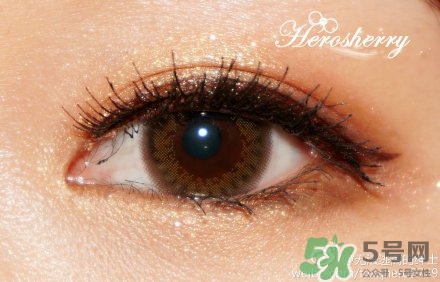 lunasol日月晶采貓眼石畫(huà)法 日月晶采貓眼石眼影試色