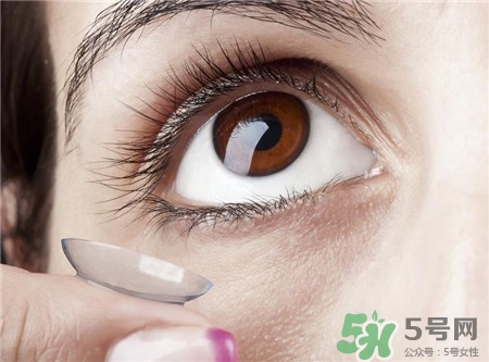 隱形眼鏡會(huì)碎嗎?隱形眼鏡碎在眼睛里怎么辦? 隱形眼鏡會(huì)碎嗎?隱形眼鏡碎在眼睛里怎么辦?