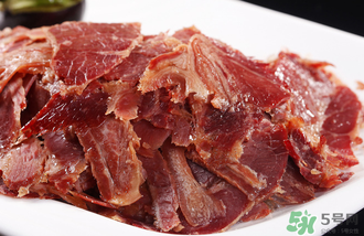 熟羊肉可以冷凍嗎？熟牛肉放冷藏還是冷凍？