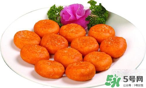 寶寶可以吃南瓜餅嗎？寶寶怎么吃南瓜餅比較好？