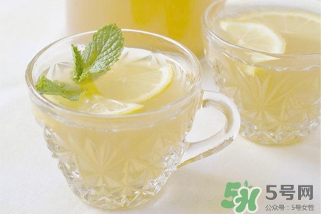 冬天可以喝檸檬水嗎？冬天喝檸檬水好嗎？