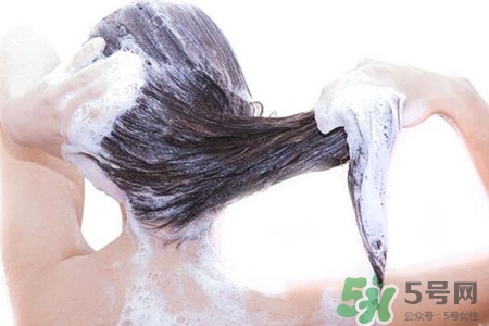 冬天適合用什么洗發(fā)水？冬天用什么洗發(fā)水好？
