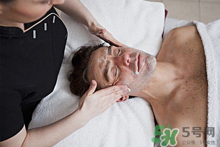 男士冬天用什么護膚品好？冬季必備絕對好用的男士護膚品