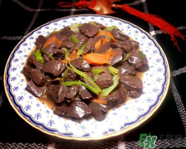 坐月子可以吃羊血嗎？坐月子能吃羊血嗎？