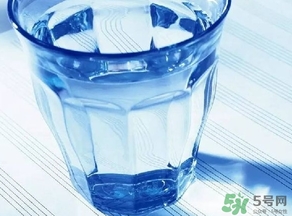 鹽水洗鼻多久見效？鹽水洗鼻一次洗多久？