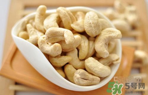 腰果是生吃好還是熟吃好？腰果生吃熟吃哪個(gè)更好吃更營養(yǎng)？